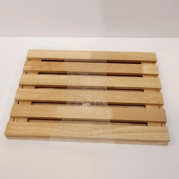 New Wooden Bread Cutting Board with Crumb Catcher  Food Safe - Picture 1 of 4